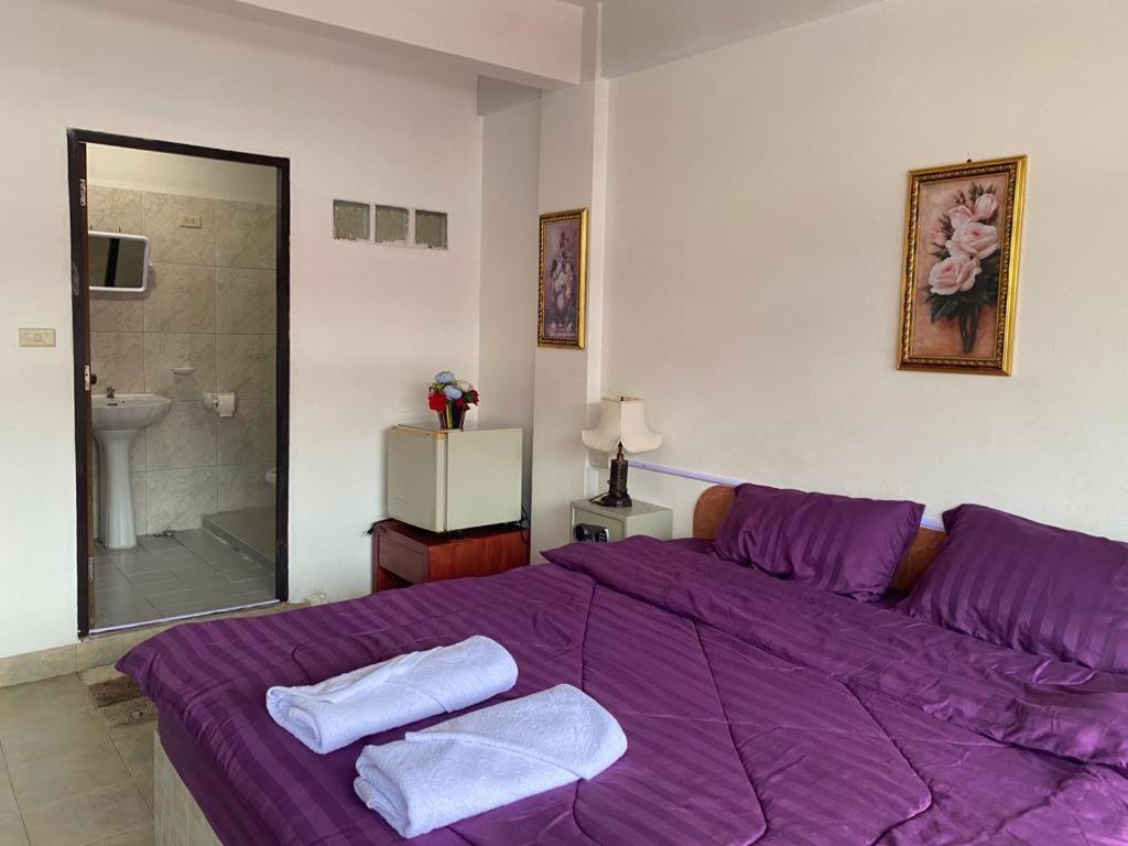 Pluemchai Guesthouse หาดจอมเทียน ภายนอก รูปภาพ